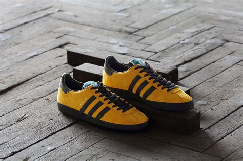 adidas island jamaica originals.